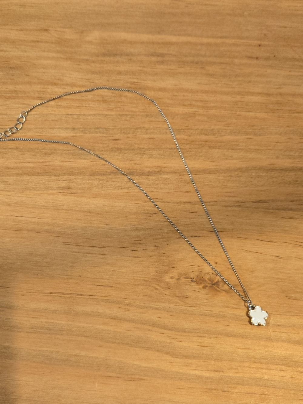 Delicate White Clover Pendant Necklace - Women's Jewelry